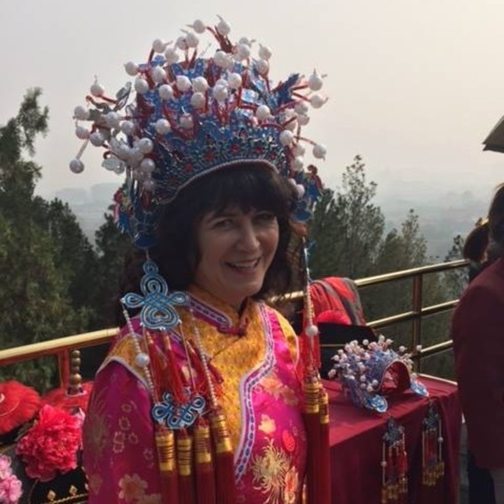 Meet your Posher, Joan